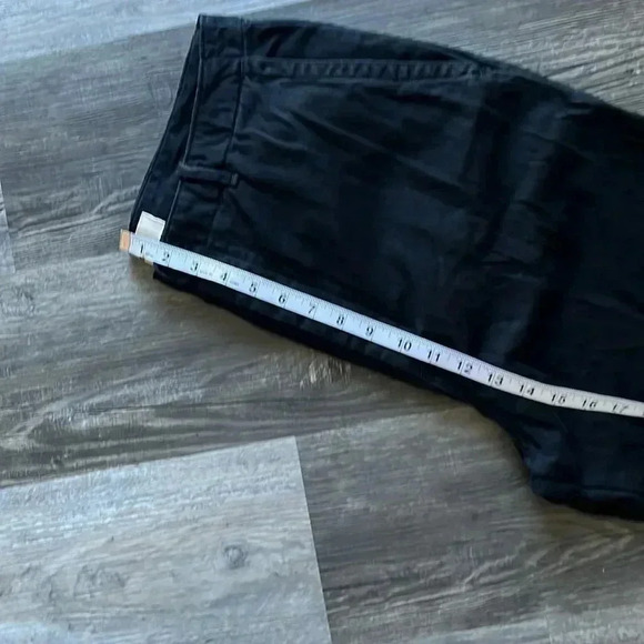 Buck Mason Straight Leg Trouser - Picture 4 of 7